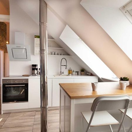Flex Apartments Tour As Ljubljana Bagian luar foto