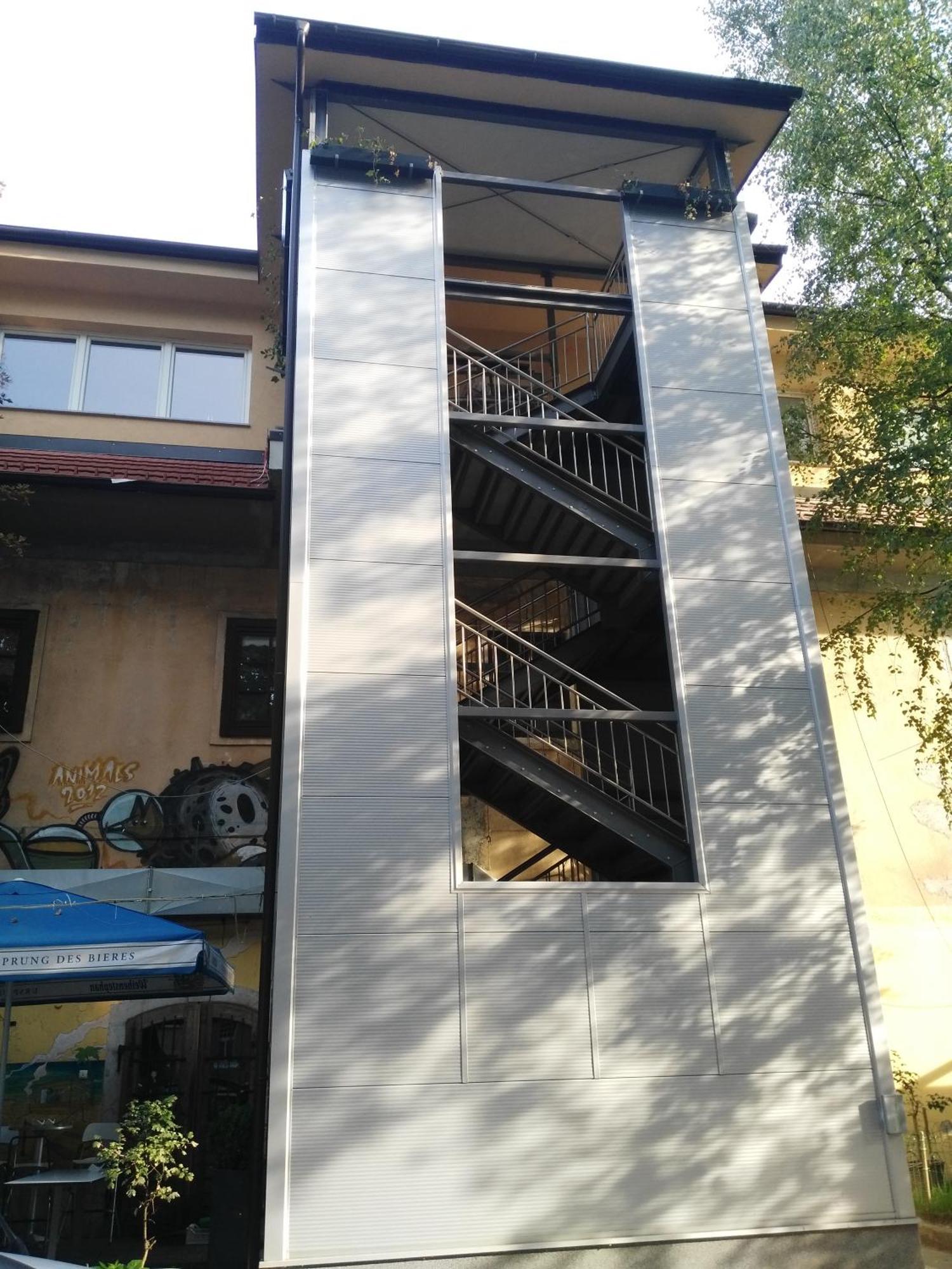 Flex Apartments Tour As Ljubljana Bagian luar foto